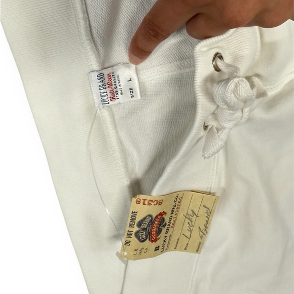 Lucky Brand women White sweatpants - Picture 3 of 3